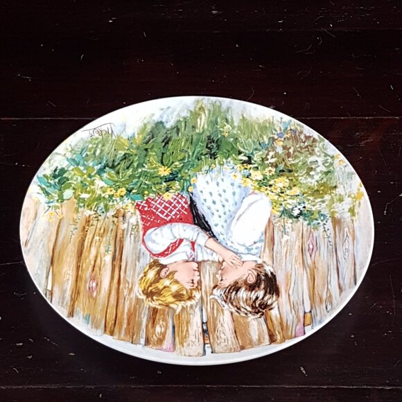 Wedgwood Be My Friend of My Memories Series by Mary Vickers First Issue - Picture 4 of 7